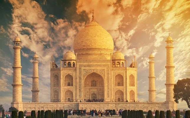 overnight agra tour by car from delhi